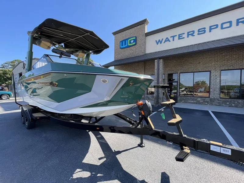 Slide: The Image of Nautique G23 2025 - 17