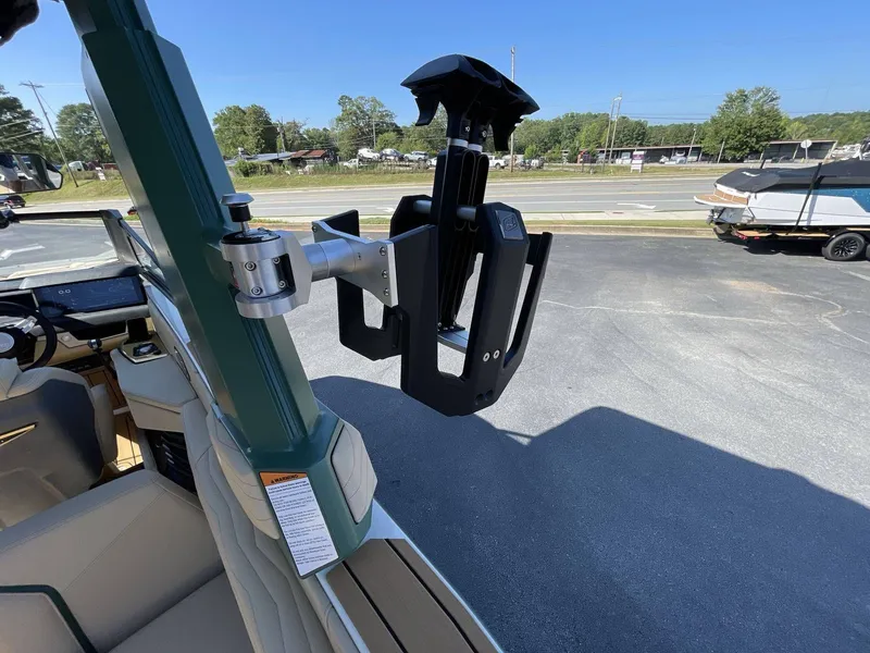 Slide: The Image of Nautique G23 2025 - 19