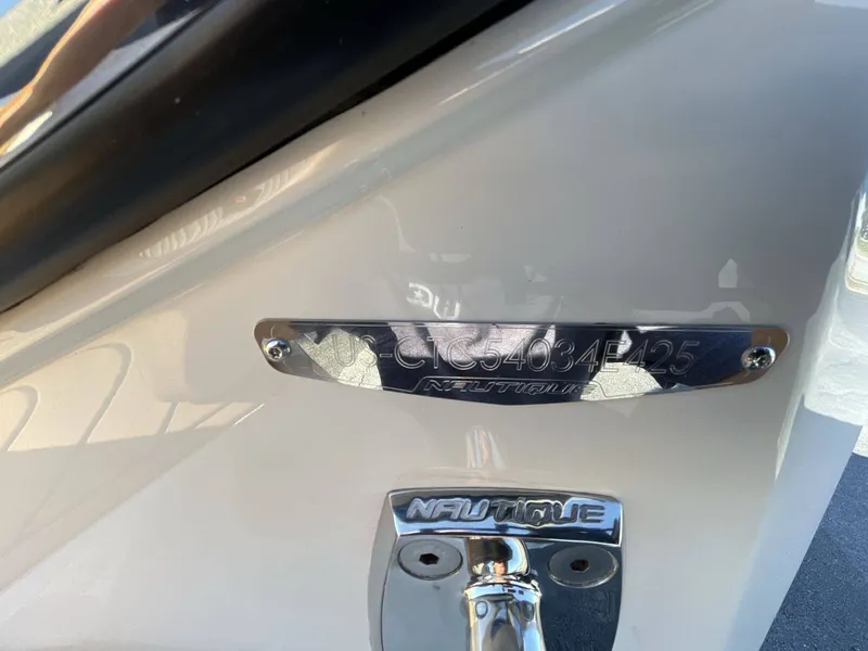 Slide: The Image of Nautique G23 2025 - 35