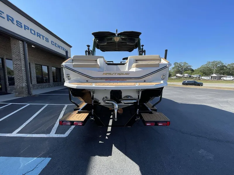 Slide: The Image of Nautique G23 2025 - 6