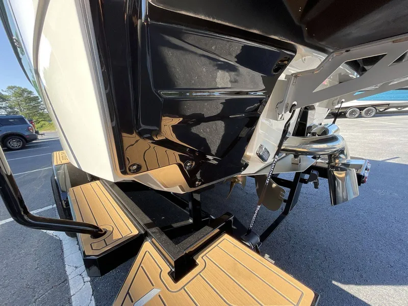 Slide: The Image of Nautique G23 2025 - 9