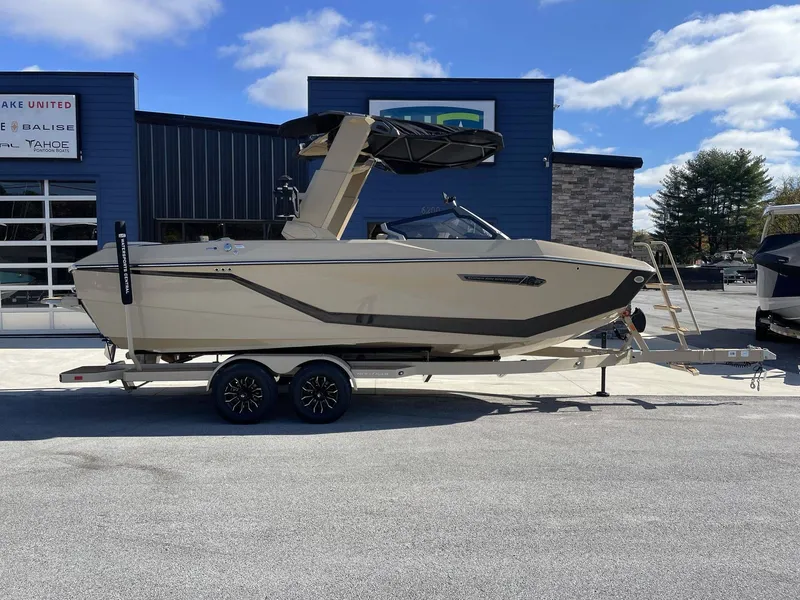 Slide: The Image of Nautique G23 2025 - 13