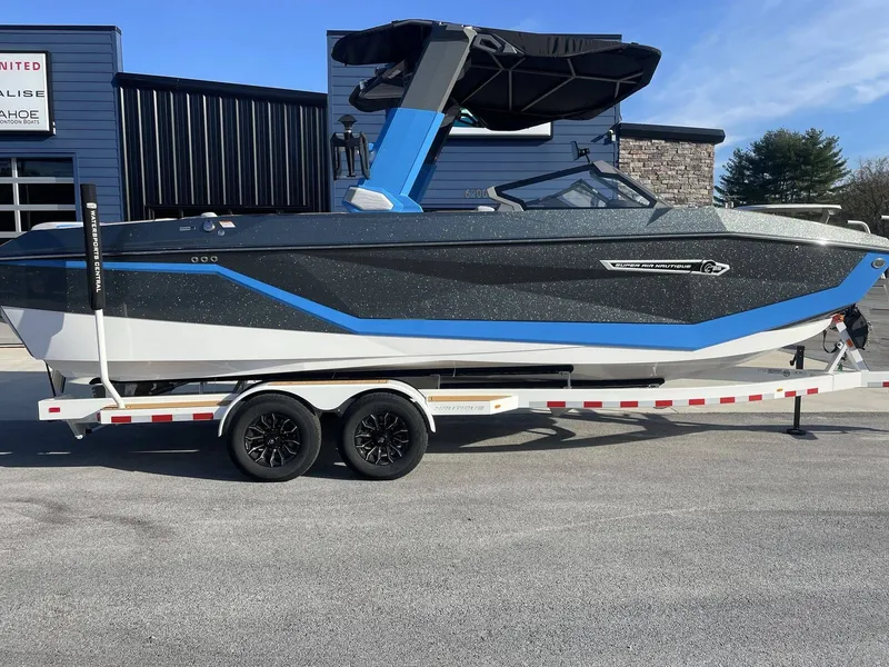 Slide: The Image of Nautique G25 2025 - 14