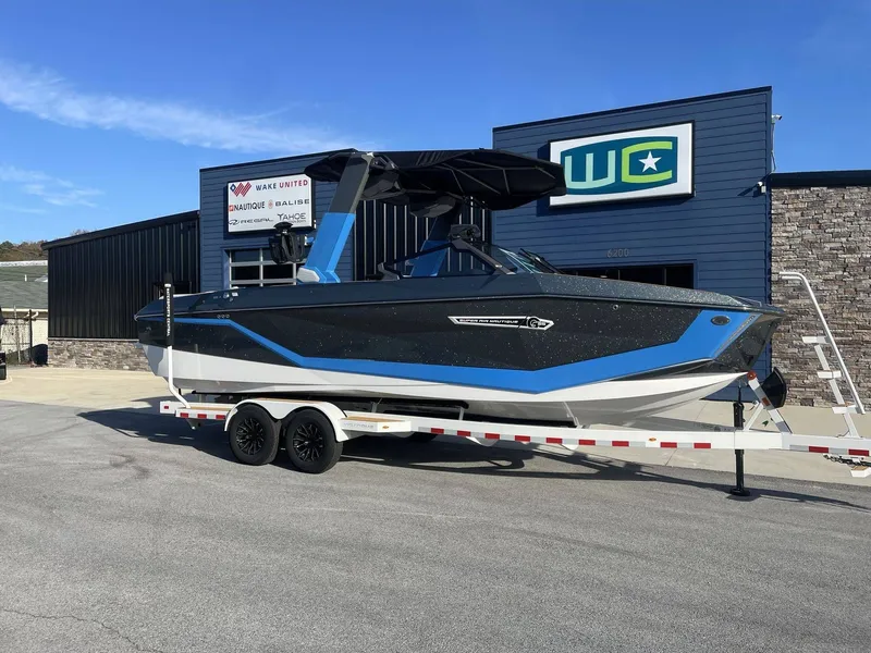 Slide: The Image of Nautique G25 2025 - 3