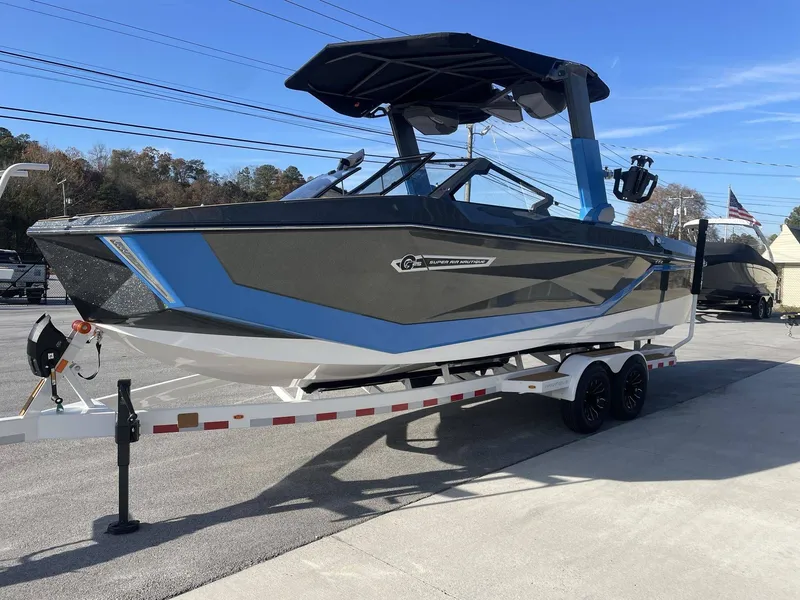 Slide: The Image of Nautique G25 2025 - 4