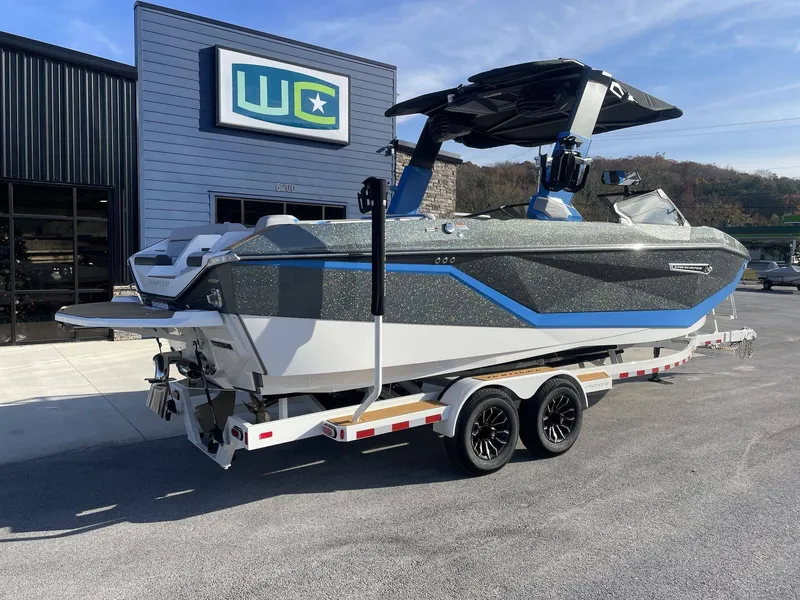 Slide: The Image of Nautique G25 2025 - 7