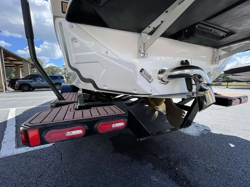 Slide: The Image of Nautique Super Air Nautique GS22 2025 - 12