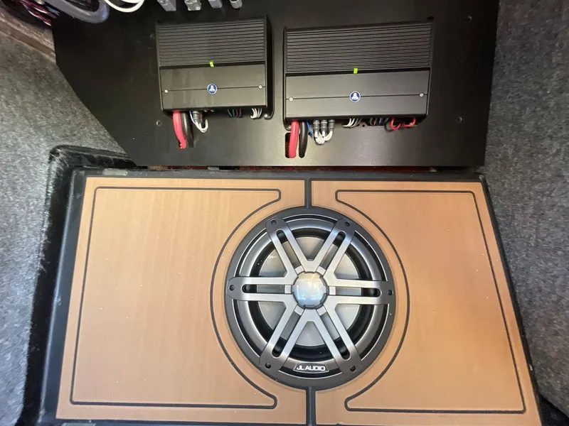 Slide: The Image of Nautique Super Air Nautique GS22 2025 - 13