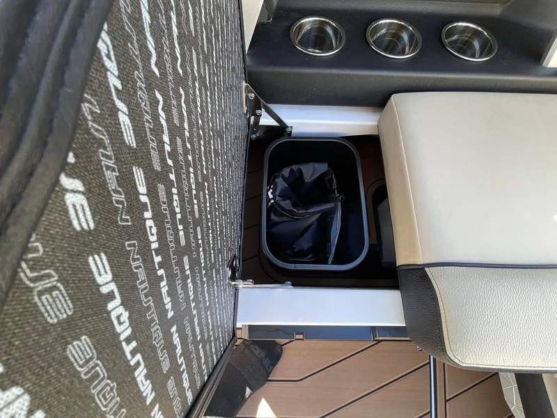 Slide: The Image of Nautique Super Air Nautique GS22 2025 - 20