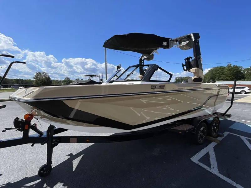 Slide: The Image of Nautique Super Air Nautique GS22 2025 - 5