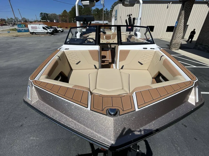 Slide: The Image of Nautique GS24 2024 - 29