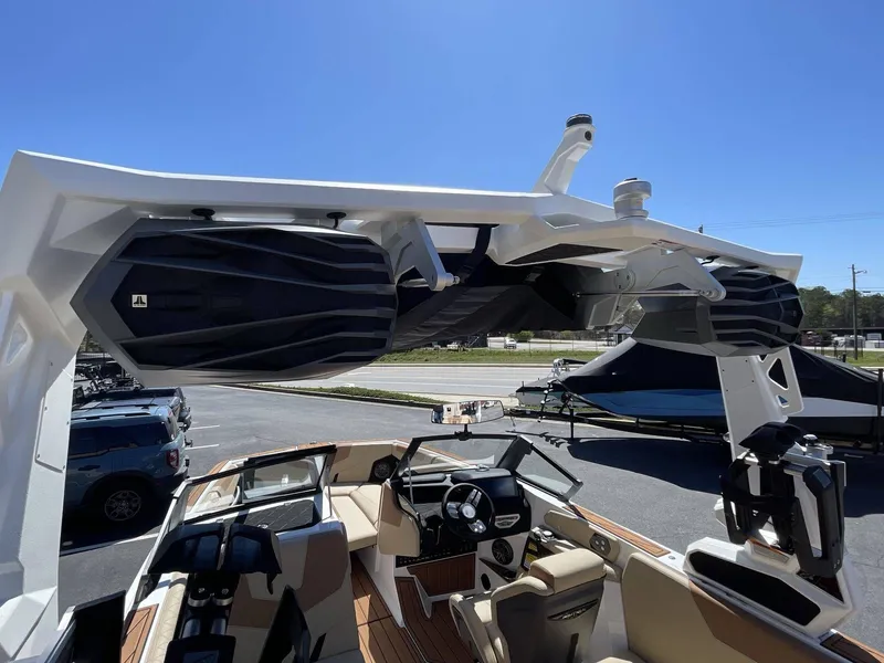 Slide: The Image of Nautique GS24 2024 - 7