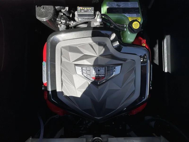 Slide: The Image of Nautique GS24 2024 - 8