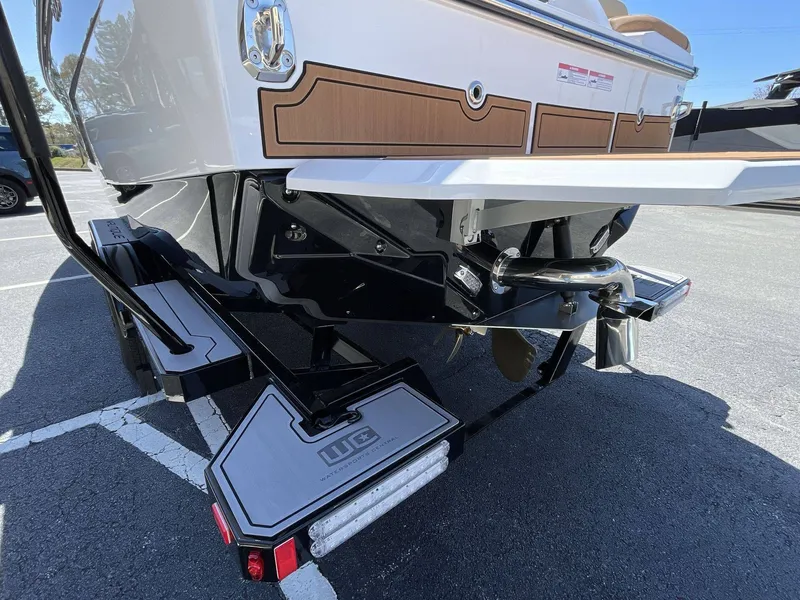 Slide: The Image of Nautique GS24 2024 - 9