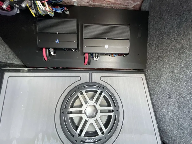 Slide: The Image of Nautique GS24 2024 - 13