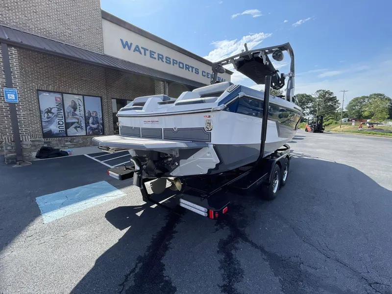 Slide: The Image of Nautique GS24 2024 - 22