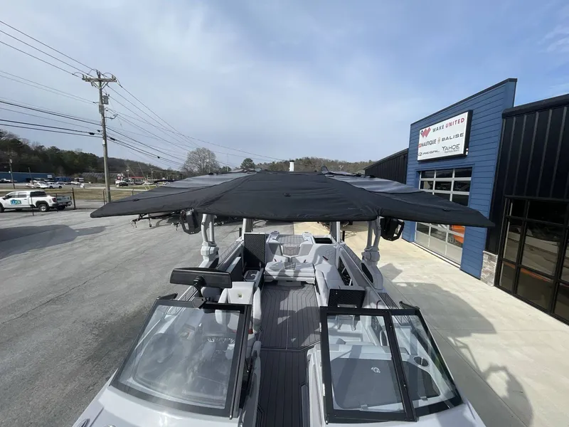 Slide: The Image of Nautique GS24 2025 - 24