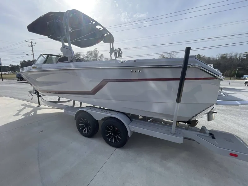Slide: The Image of Nautique GS24 2025 - 3