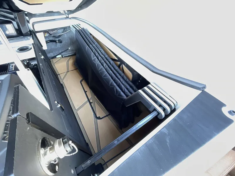 Slide: The Image of Nautique Super Air Nautique G23 Paragon 2025 - 15