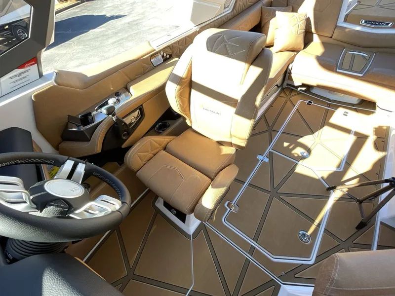 Slide: The Image of Nautique Super Air Nautique G23 Paragon 2025 - 18