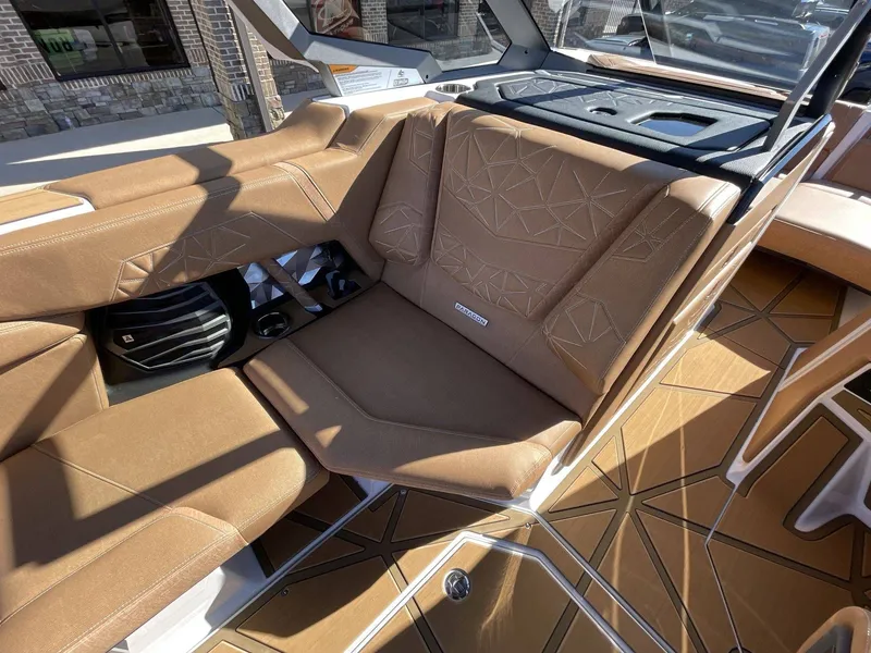 Slide: The Image of Nautique Super Air Nautique G23 Paragon 2025 - 20