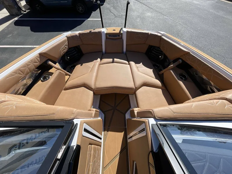 Slide: The Image of Nautique Super Air Nautique G23 Paragon 2025 - 22