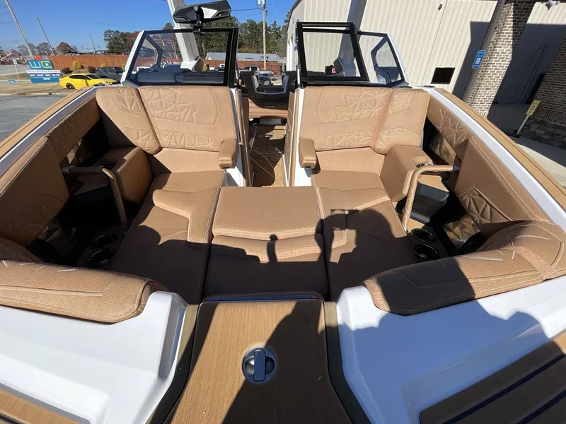 Slide: The Image of Nautique Super Air Nautique G23 Paragon 2025 - 24