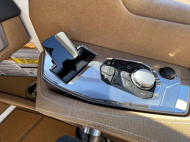 Slide: The Image of Nautique Super Air Nautique G23 Paragon 2025 - 25