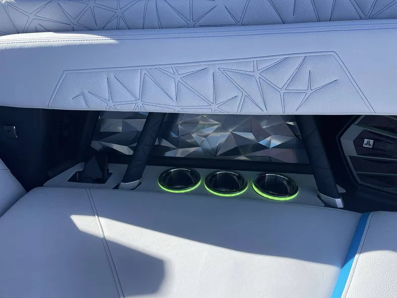 Slide: The Image of Nautique Super Air Nautique G23 Paragon 2025 - 16