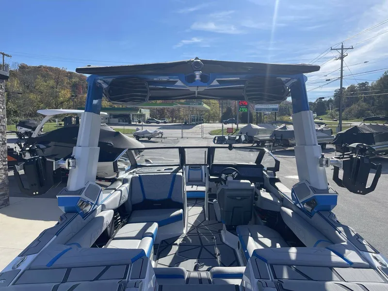 Slide: The Image of Nautique Super Air Nautique G23 Paragon 2025 - 22