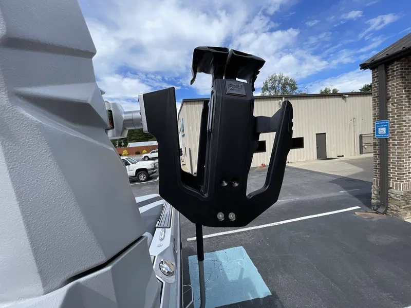 Slide: The Image of Nautique Super Air Nautique S21 2025 - 10