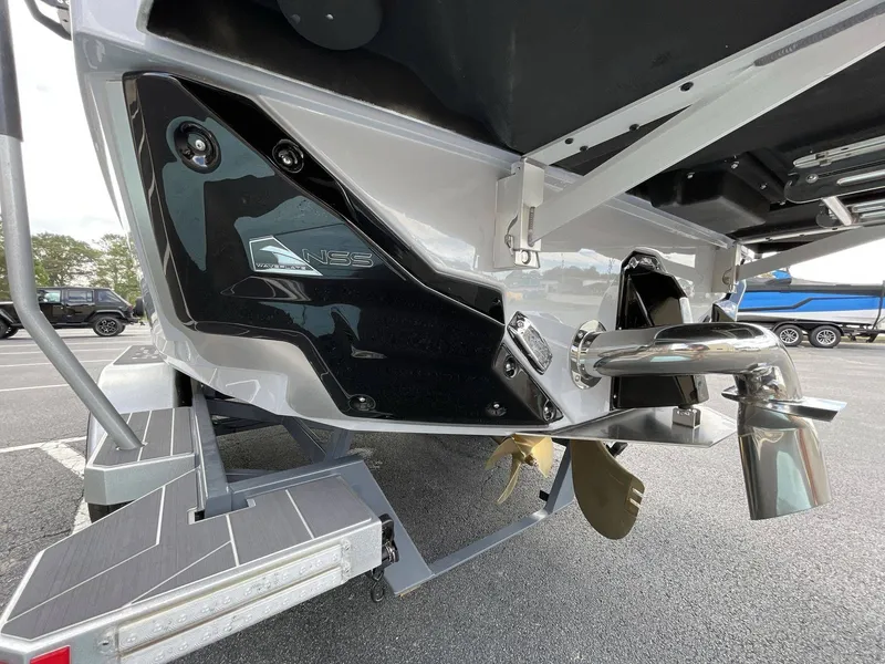 Slide: The Image of Nautique Super Air Nautique S21 2025 - 31