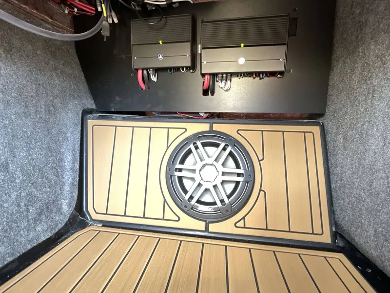 Slide: The Image of Nautique S23 2025 - 30