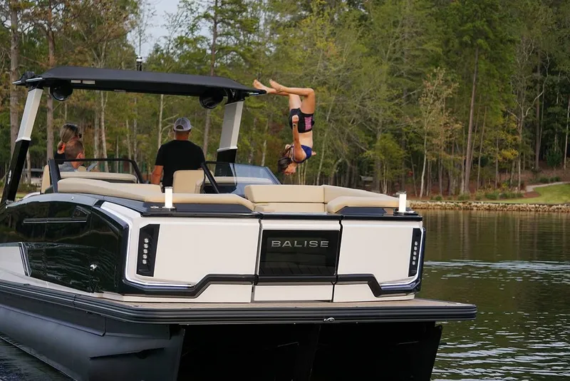 Slide: The Image of Balise HELIX 26L 2025 - 23