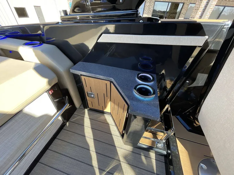 Slide: The Image of Balise HELIX 26L 2025 - 34