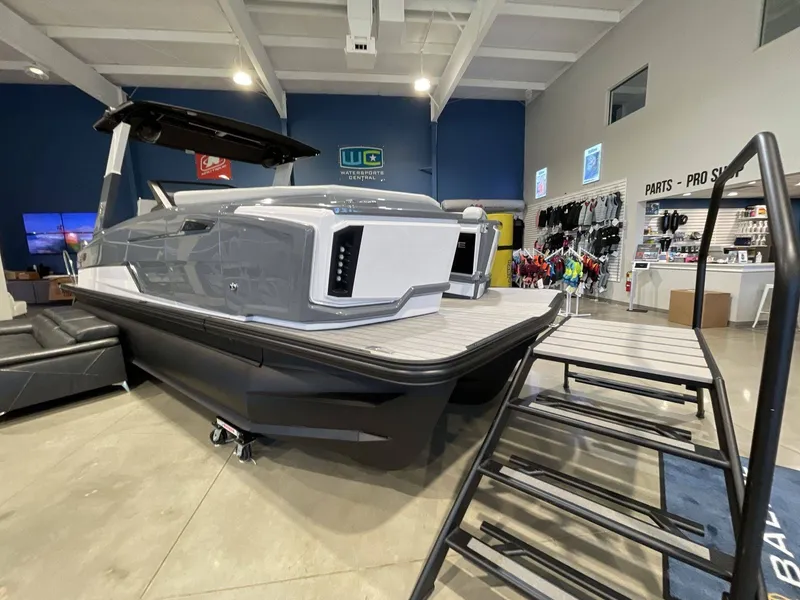 Slide: The Image of Balise Helix 24L 2025 - 4