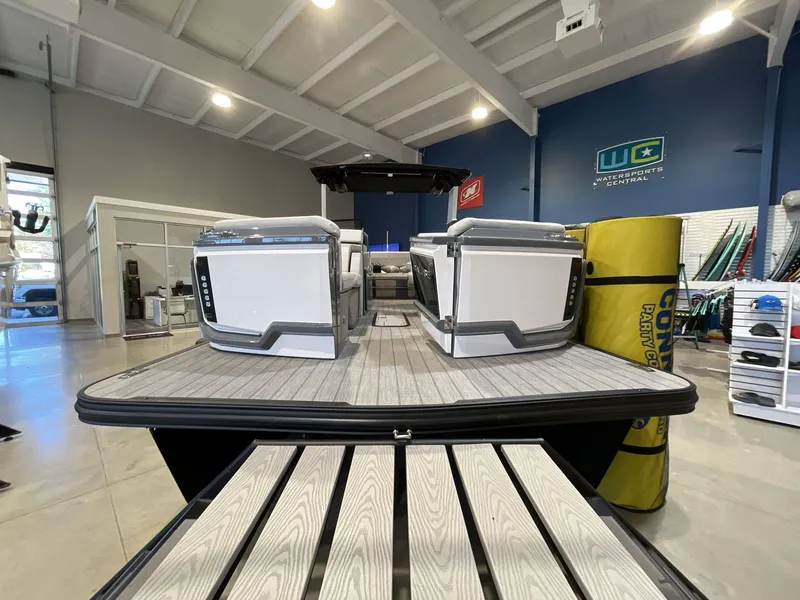 Slide: The Image of Balise Helix 24L 2025 - 5