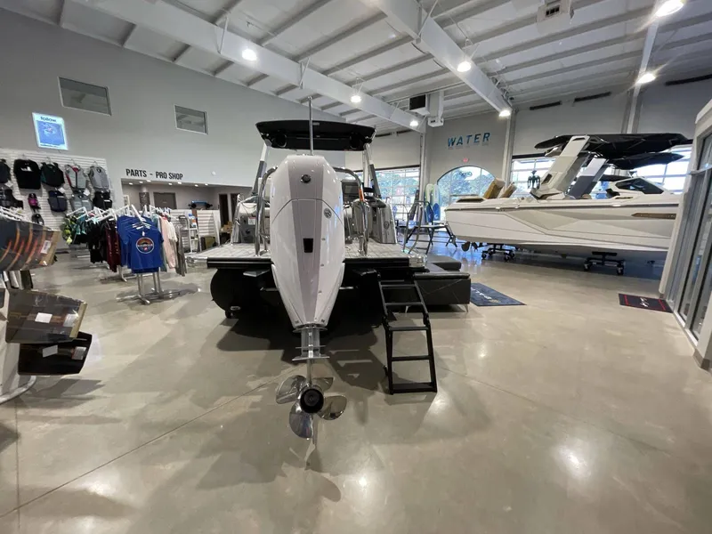 Slide: The Image of Balise Helix 24L 2025 - 8