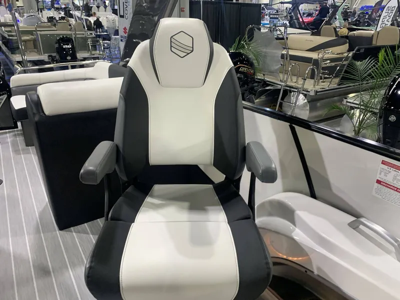 Slide: The Image of South Bay 25 Sport RS9 DC 3.0+ 2023 - 15