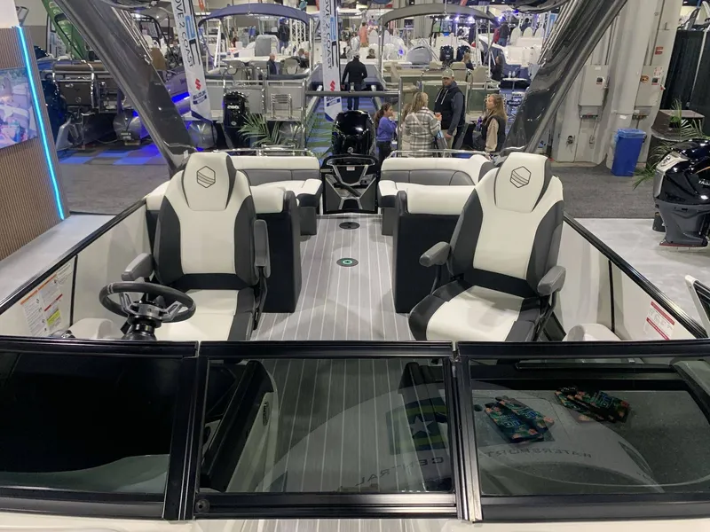 Slide: The Image of South Bay 25 Sport RS9 DC 3.0+ 2023 - 20