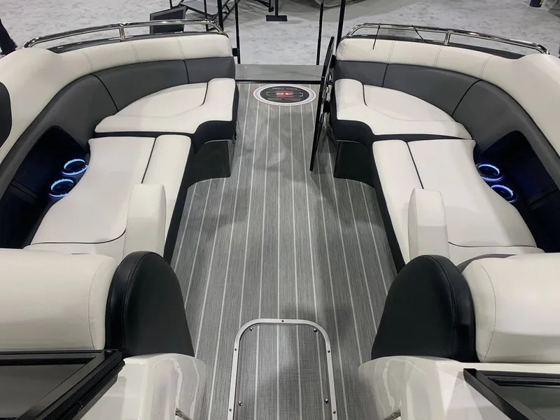 Slide: The Image of South Bay 25 Sport RS9 DC 3.0+ 2023 - 26