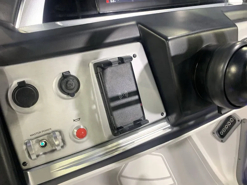 Slide: The Image of South Bay 25 Sport RS9 DC 3.0+ 2023 - 84