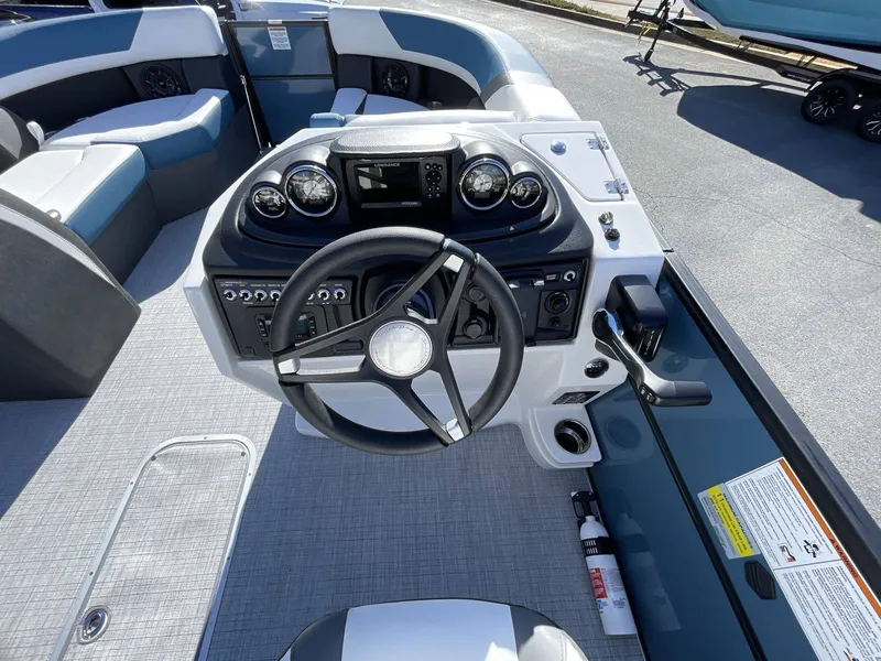 Slide: The Image of South Bay S222RS 2025 - 23