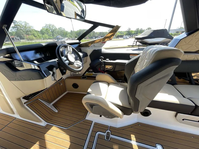 Slide: The Image of Nautique Super Air Nautique G23 Paragon 2023 - 16