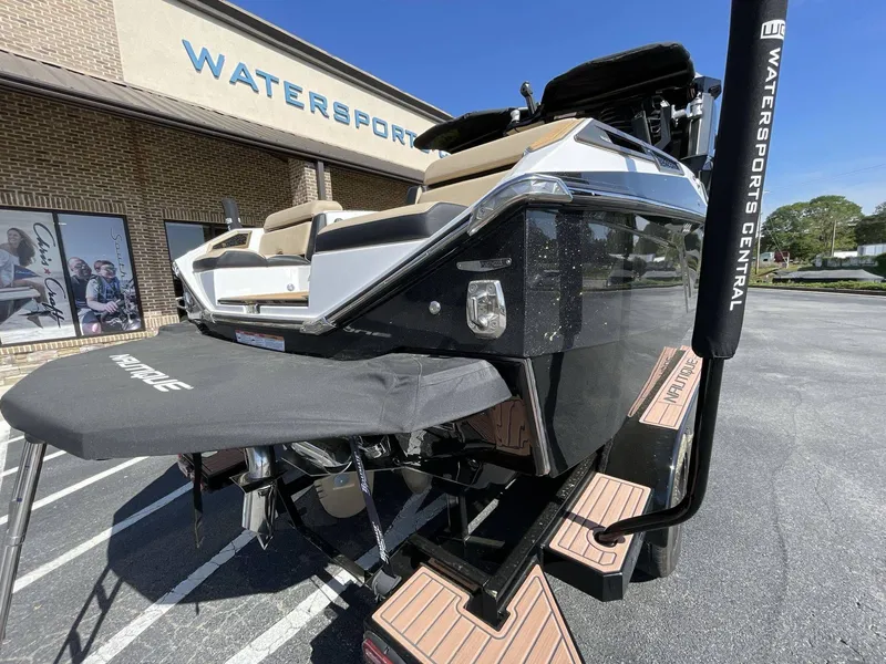 Slide: The Image of Nautique Super Air Nautique G23 Paragon 2023 - 17
