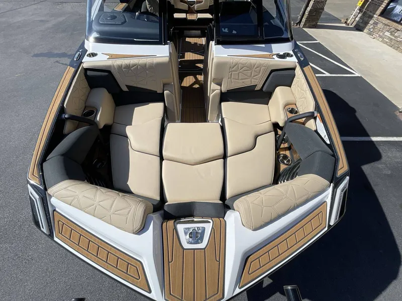 Slide: The Image of Nautique Super Air Nautique G23 Paragon 2023 - 20