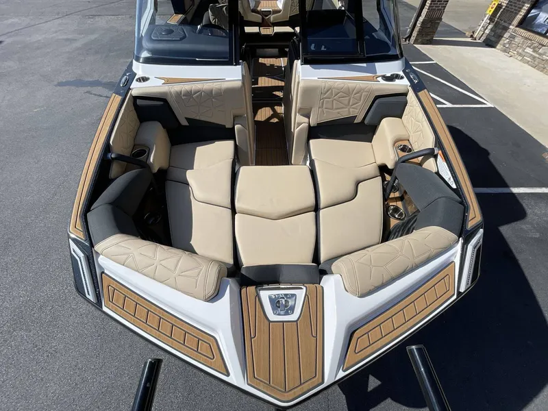 Slide: The Image of Nautique Super Air Nautique G23 Paragon 2023 - 31
