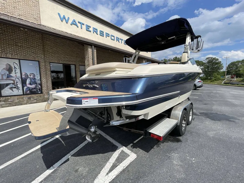 Slide: The Image of Chris-Craft 28 SPORTSTER SURF 2025 - 10