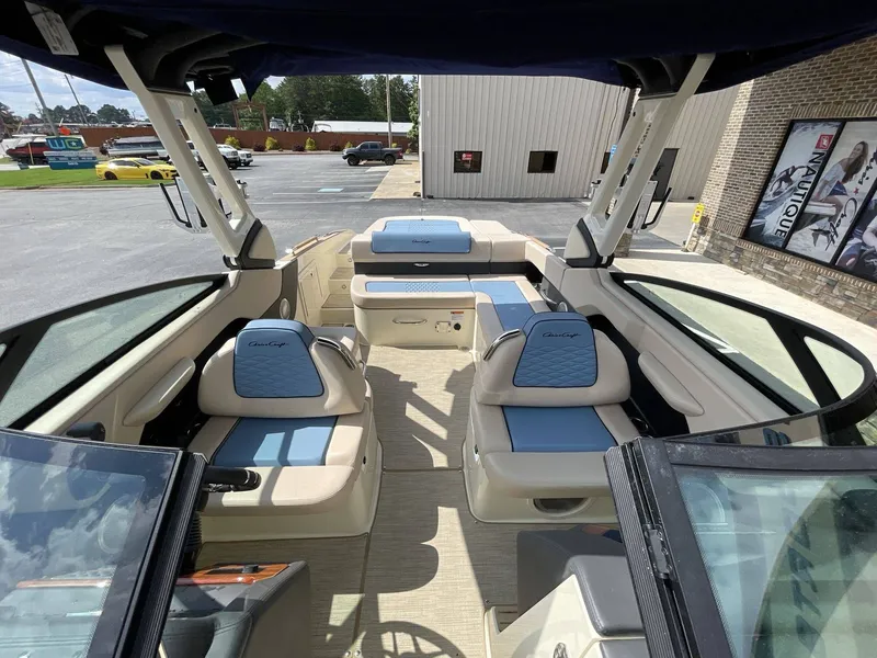 Slide: The Image of Chris-Craft 28 SPORTSTER SURF 2025 - 26