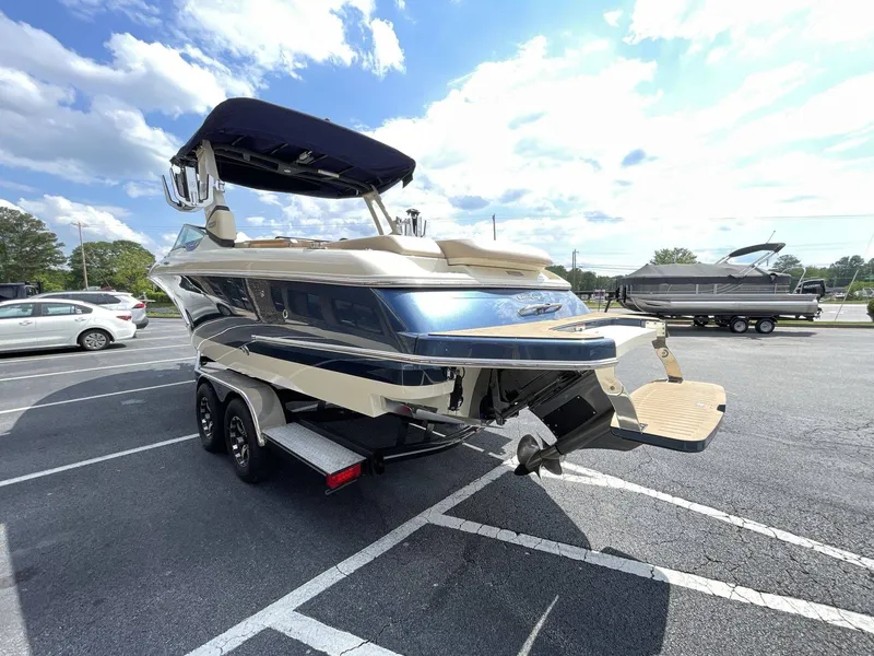 Slide: The Image of Chris-Craft 28 SPORTSTER SURF 2025 - 5